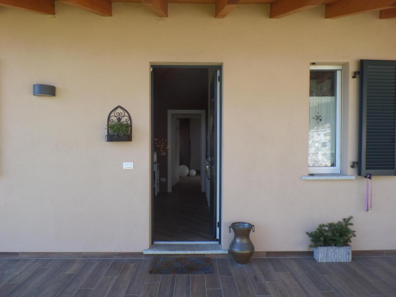 La Briciola Villa Lesa Kültér fotó