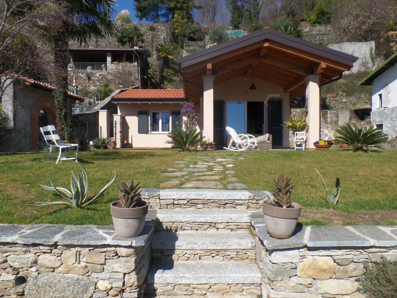 La Briciola Villa Lesa Kültér fotó